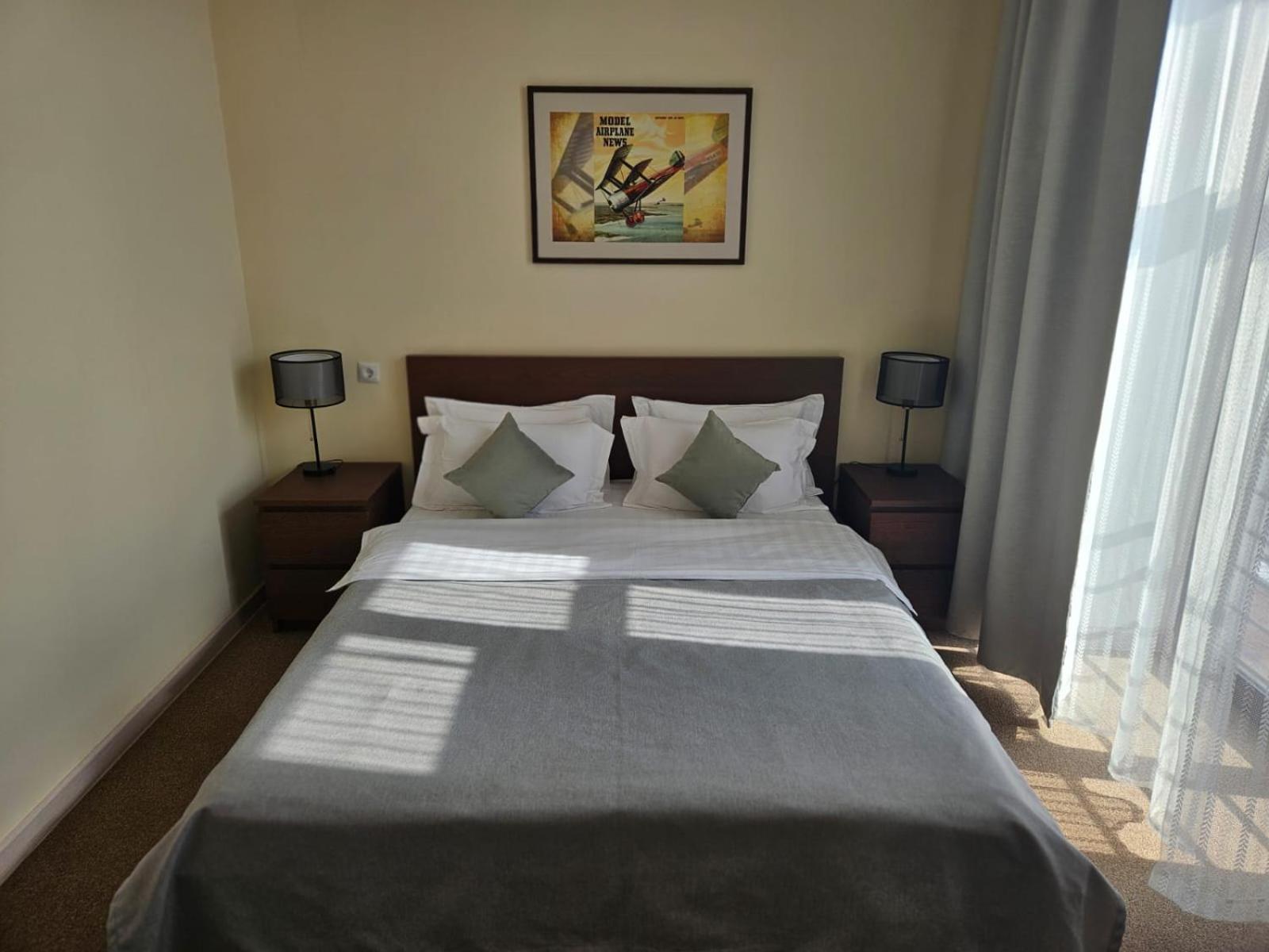 Lacasa Hotel Karagandy Buitenkant foto