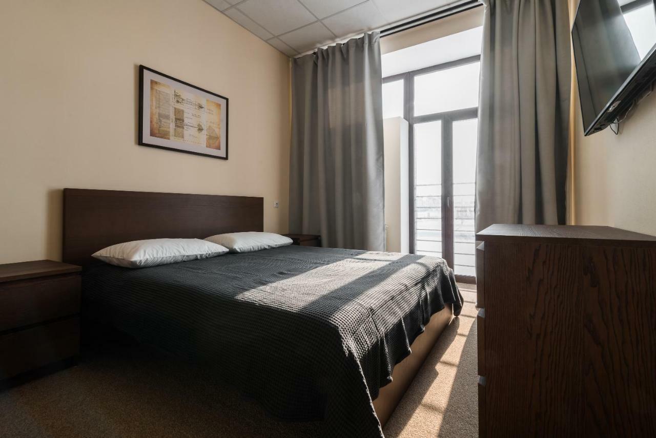 Lacasa Hotel Karagandy Buitenkant foto