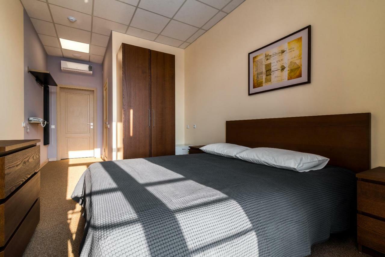 Lacasa Hotel Karagandy Buitenkant foto