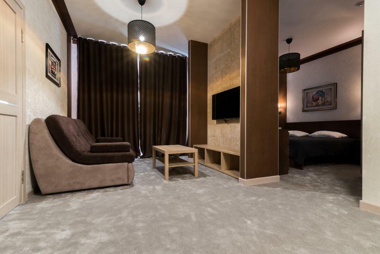 Lacasa Hotel Karagandy Buitenkant foto