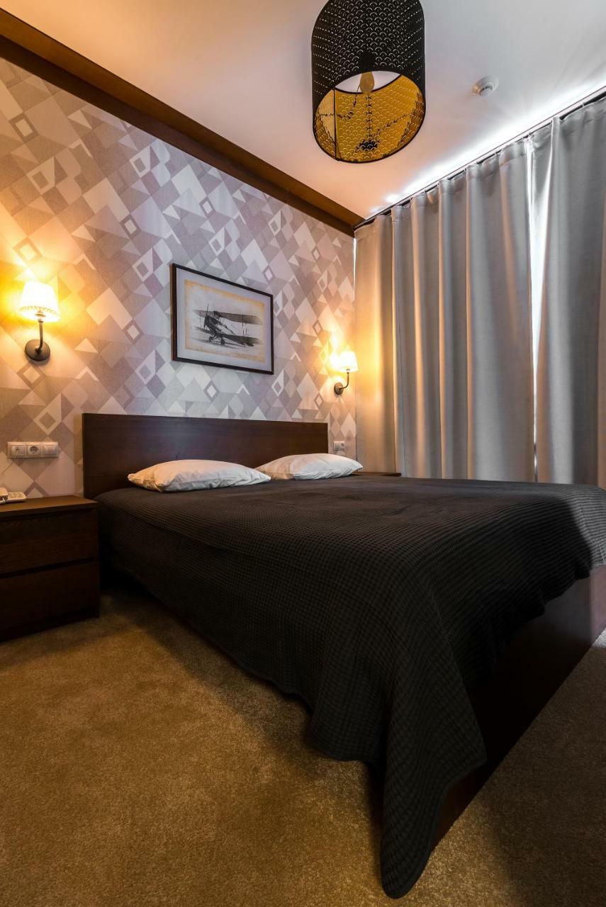Lacasa Hotel Karagandy Buitenkant foto